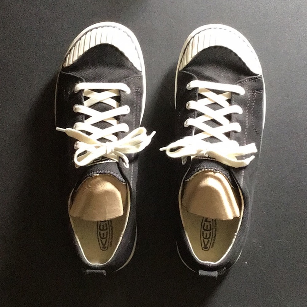 Keen Black Canvas shoes